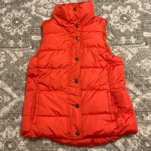 Old Navy Ladies (M) Puffer Vest
